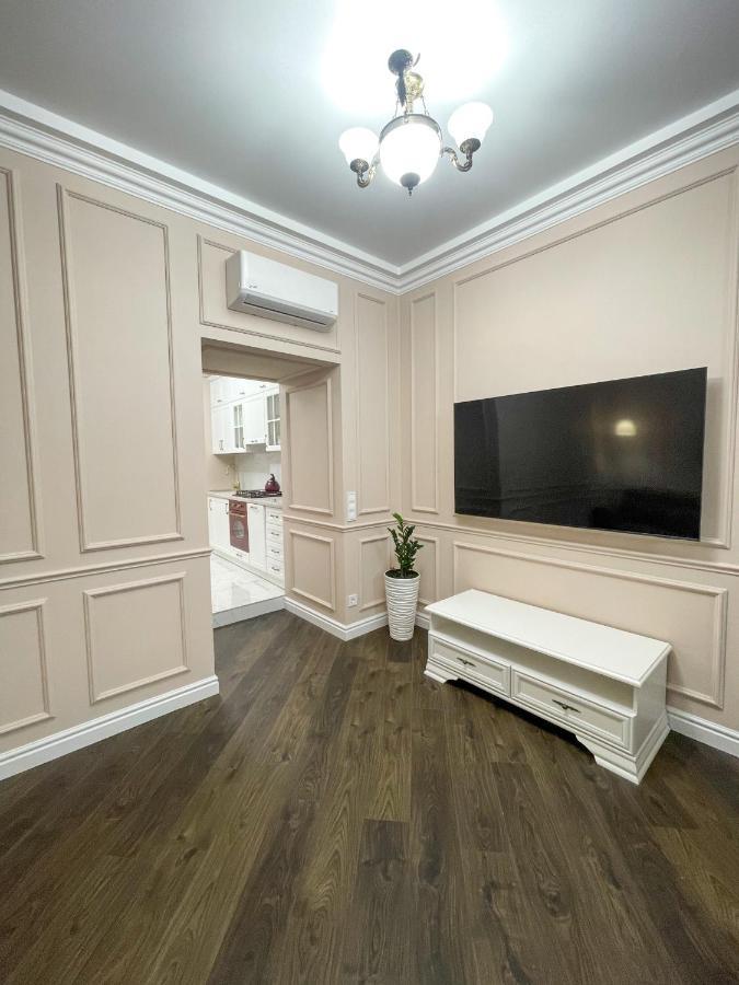 Apartment 39 Svobody Avenue Lviv Exterior foto