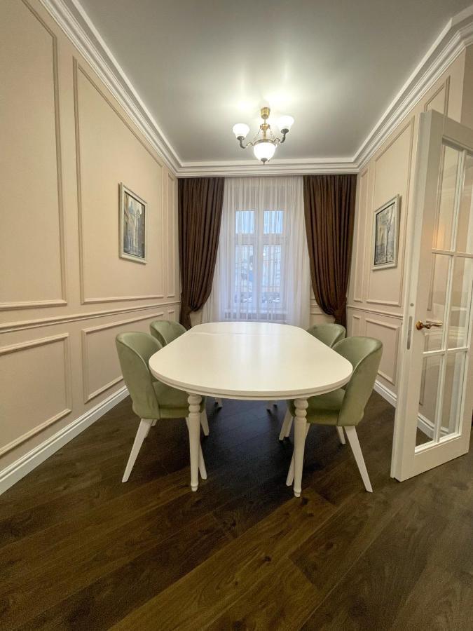 Apartment 39 Svobody Avenue Lviv Exterior foto