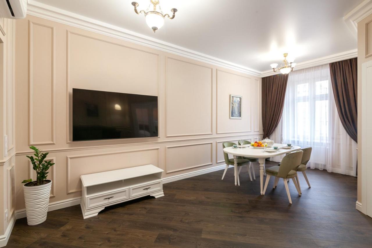Apartment 39 Svobody Avenue Lviv Exterior foto